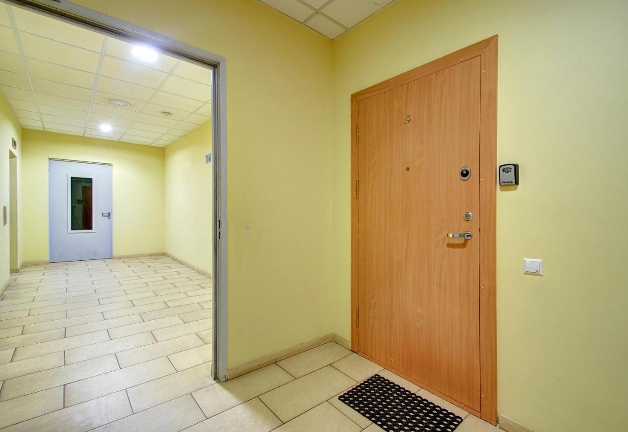 Helios 19 Luxury Vilnius Apartment Exterior photo